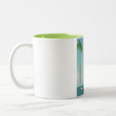 ベロビーチフロリダヴィンテージ旅行ポスター ツートーンマグカップ (左)