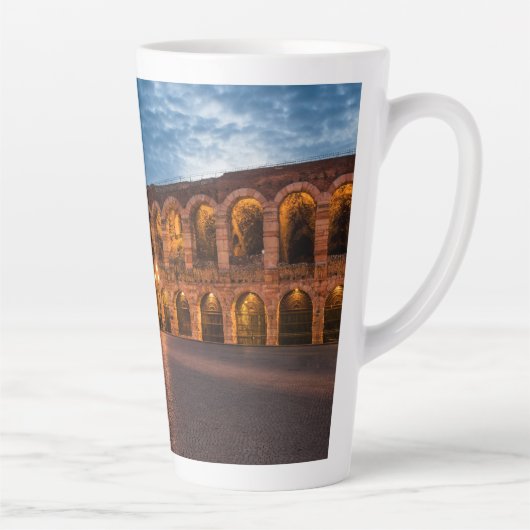 ベローナ カフェラテマグ (右)