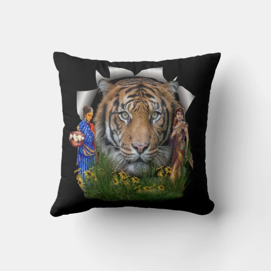 ベンガおもしろいルトラの服を着たおもしろい野生動物 クッション (裏面)