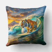 ベンガルオンザサーフボードデザインバイリッチアメンギル クッション (裏面)