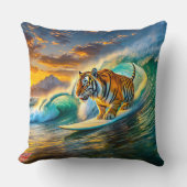 ベンガルオンザサーフボードデザインバイリッチアメンギル クッション (正面)