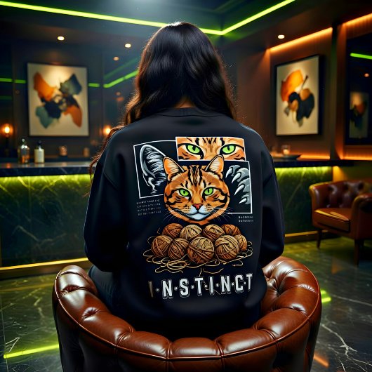 ベンガルキャットの本能 Wired Different 猫好きギフト スウェットシャツ