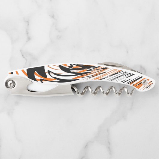 ベンガル色スクワイゴイのオレンジと黒い線 ソムリエナイフ (正面)