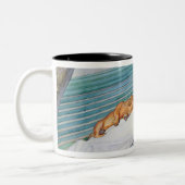 ベンチにあっている女性1913年 ツートーンマグカップ (左)