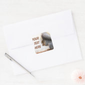 ベンチにリスとナッツ スクエアシール (封筒)