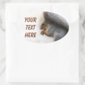 ベンチにリスとナッツ 楕円形シール (バッグ)