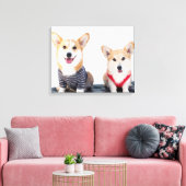 ベンチに座っているコーギーのペア キャンバスプリント (インサイチュ (リビング))
