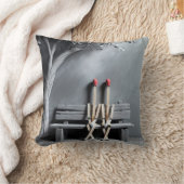 ベンチに座るマッチ棒 クッション (ブランケット)