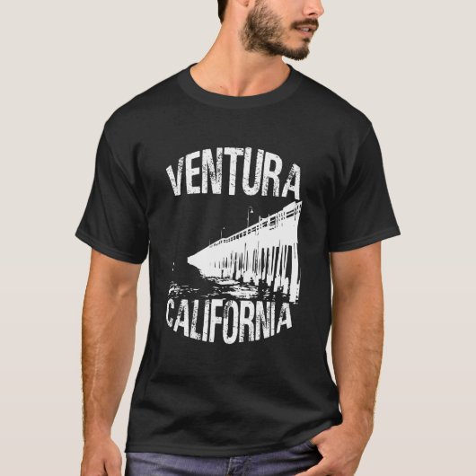 ベントゥーラ都心のカリフォルニアの汚い桟橋及びビーチ Tシャツ (正面)