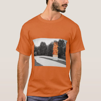 ベントンビル・トレイル沿いのオレンジ色の自転車タワー Sel Tシャツ