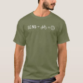 ベンド オレゴン プラス バイクで幸せな気持ちに Tシャツ (正面)