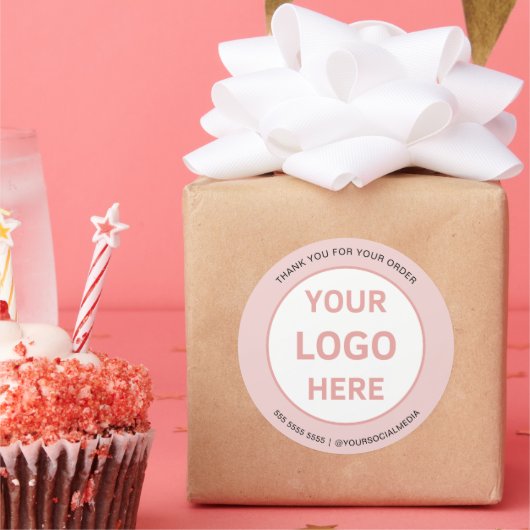 ベーカリーカスタムロゴピンク ラウンドシール (パーティー)