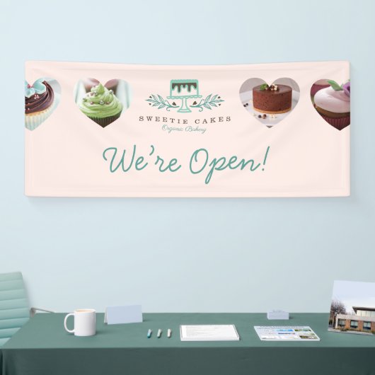ベーカリースタイリッシュケーキのロゴとハートの写真が開いた 横断幕 (トレードショー)