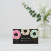 ベーカリーパティシシェフ振りかけるドーナツ 名刺 (スタンド正面)