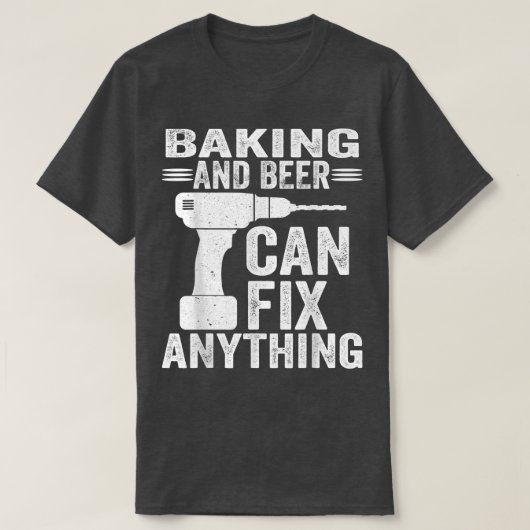 ベーキングとビールは何でも持てるおもしろい Tシャツ (デザイン正面)