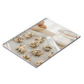 ベーキングトレイのRaw Cookie ノートブック (左側)