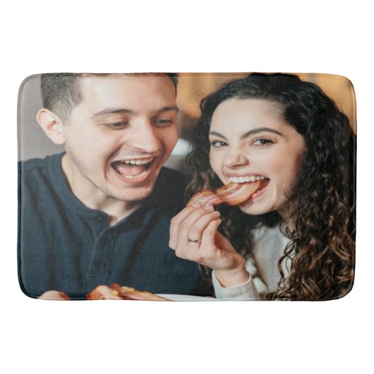 ベーコンを食べる写真のカスタマイズ・パーソナライズ バスマット (正面)