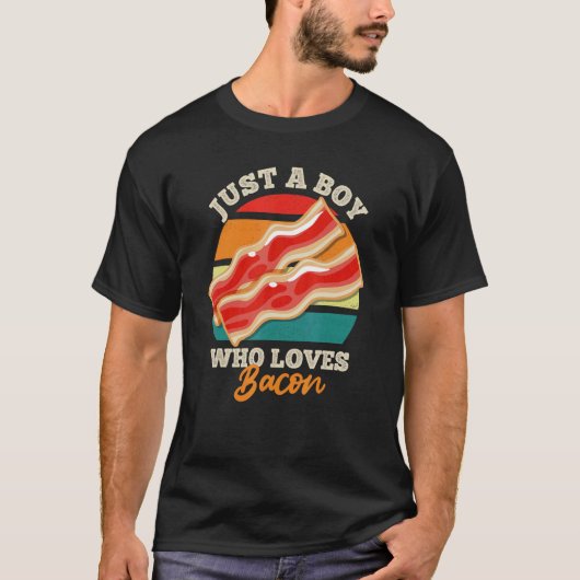 ベーコンベーコンが大好きな男の子 Tシャツ (正面)