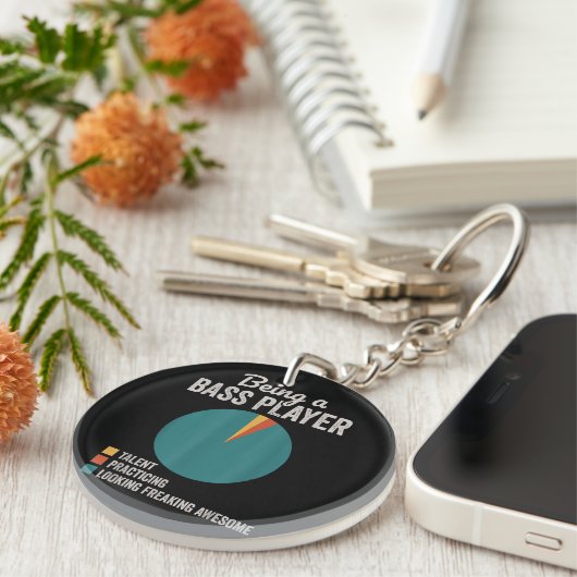 ベーシストミュージシャンのバスギタおもしろいープレーヤーであること キーホルダー (正面右)