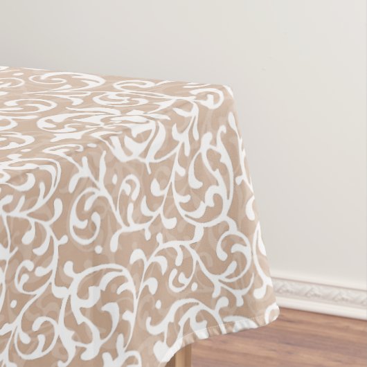 ベージュおよび白い花のダマスク織のビクトリア時代の人のヴィンテージ テーブルクロス (インサイチュ)
