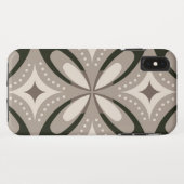 ベージュとブラウンのレトロな円形 Case-Mate iPhoneケース (裏面(横))
