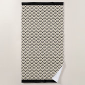 ベージュとブラックのアートデコ抽象芸術の花模様 ビーチタオル (正面)