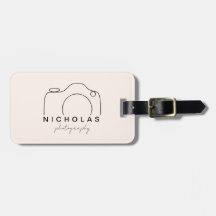 ベージュとブラックのミニマル写真撮影