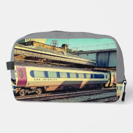 ベージュとマルーンの列車 ドップキット