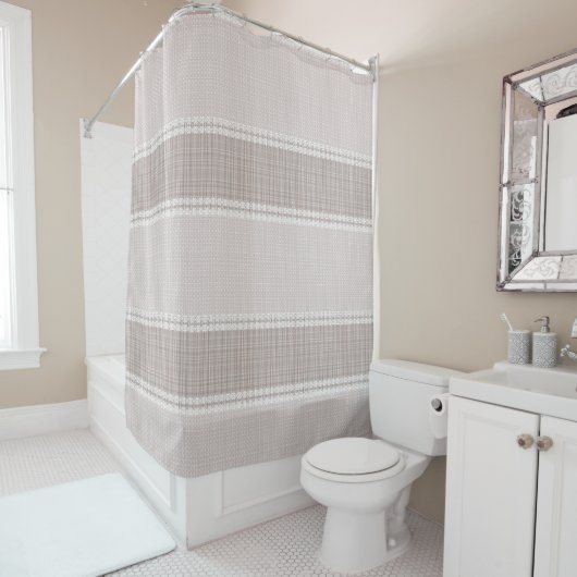 ベージュと茶色のタータンチェック。 シャワーカーテン (インサイチュ)