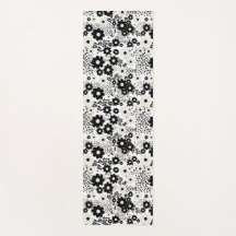 ベージュと黒の花