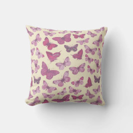 ベージュにキュートなピンクの蝶々模様 クッション