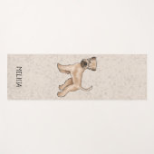 ベージュに名前を付けた柔らかいコートのウィートテリア犬 ヨガマット (正面(横))