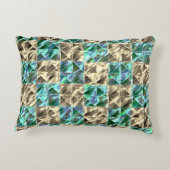 ベージュのタイルまたはステンドチェスにドレスミントグリーン アクセントクッション (裏面)