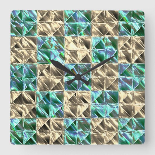 ベージュのタイルまたはステンドチェスにドレスミントグリーン スクエア壁時計 (正面)