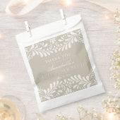 ベージュのタラベラタイル フィエスタ ブライダルシャワー デザート フェイバーバッグ (クリップ留めされた状態)