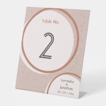 ベージュのドット結婚と円の表番号記号