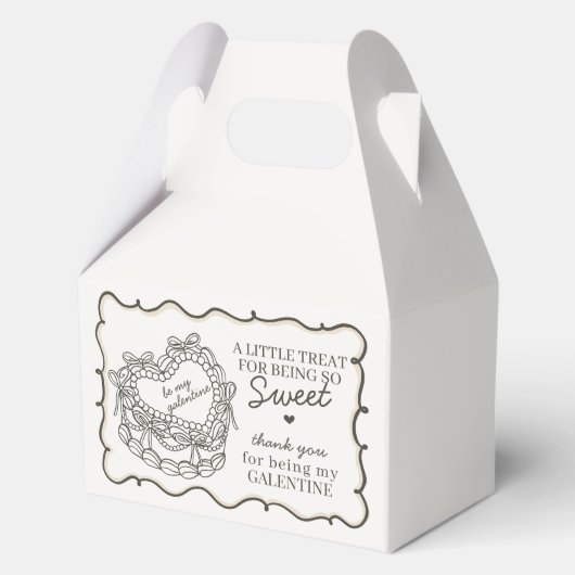 ベージュのボウハート コケッテ ケーキ ガレンタインズ パーティ フェイバーボックス (正面)