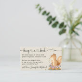 ベージュのリスが本を持ってきて エンクロージャーカード (スタンド正面)