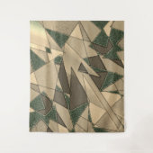 ベージュの三角形の切り抜きが「濃い緑色の背景」にある タペストリー (正面)