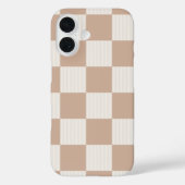 ベージュの市松模様のチェック柄とナチュラルブラウン Case-Mate iPhoneケース (裏面)
