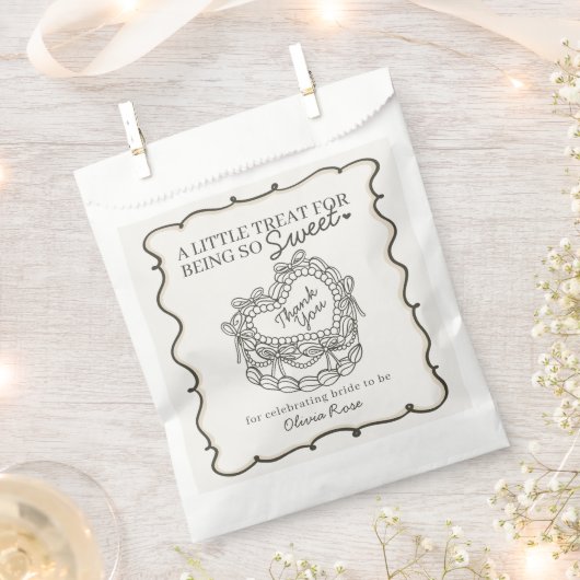 ベージュの弓リボン付きレトロハート コケッタケーキ ブライダルシャワー フェイバーバッグ (クリップ留めされた状態)