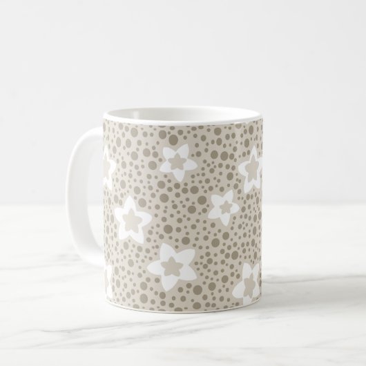 ベージュの水玉レトロな星と花の模様  コーヒーマグカップ (正面左)