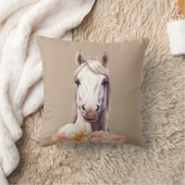 ベージュの美しい馬とピンクの花 クッション (ブランケット)