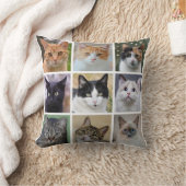 ベージュの背景に映えるおしゃれな猫の写真 クッション (ブランケット)