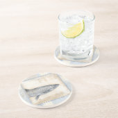 ベージュの背景に灰色の魚 コースター (側面)