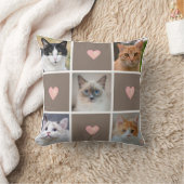 ベージュの背景に猫と犬の写真とハート クッション (ブランケット)