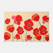 ベージュの背景に赤いポピーの花畑 ドアマット (正面)
