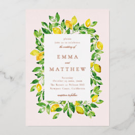 ベージュの背景の水彩レモンフレーム 箔招待状