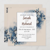 ベージュの背景を持つセレエレガントンブルーフローラ 招待状 (正面/裏面)