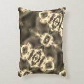 ベージュの色合いの明るい斑点と形状 アクセントクッション (正面(垂直))